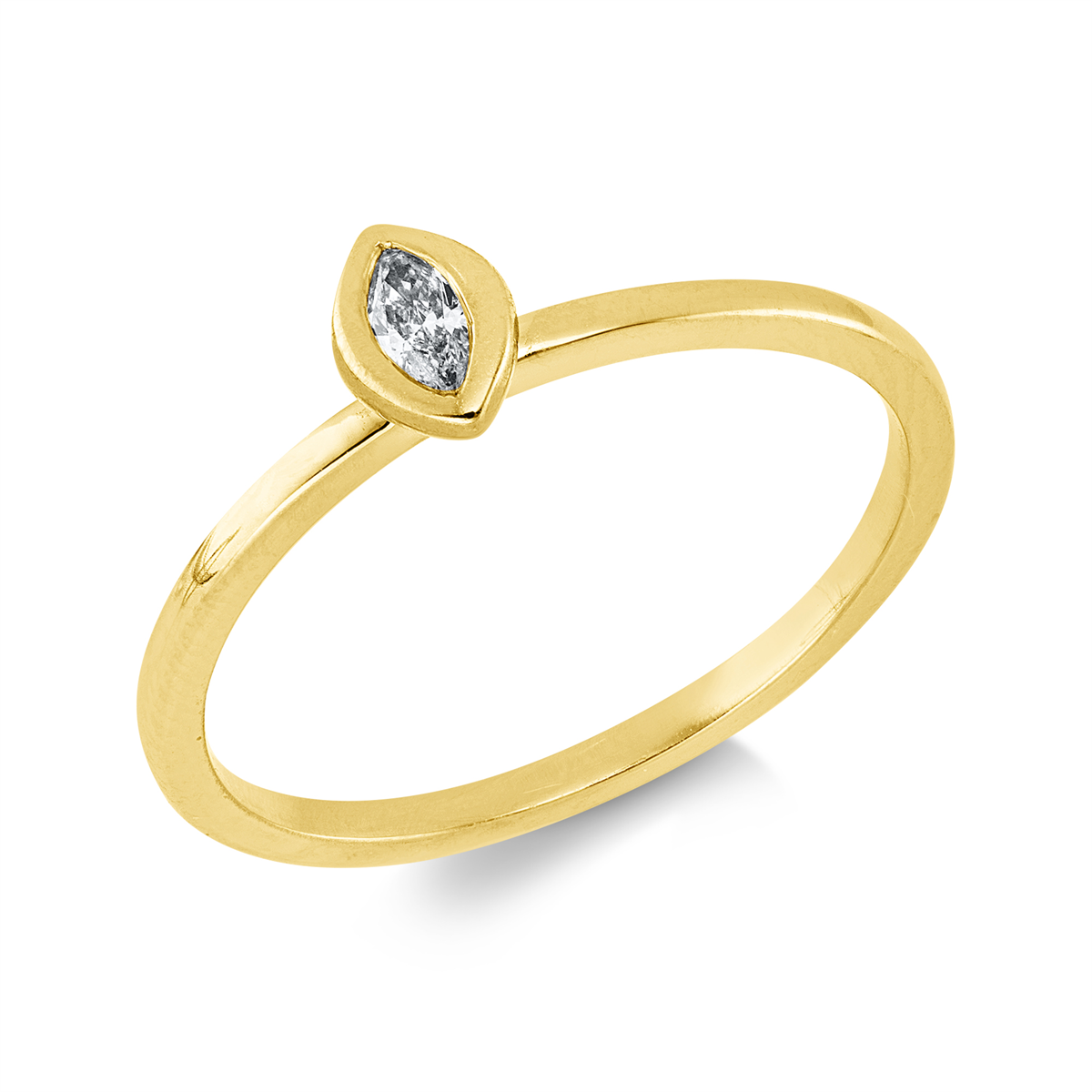 marquise  solitaire ring in yellow gold