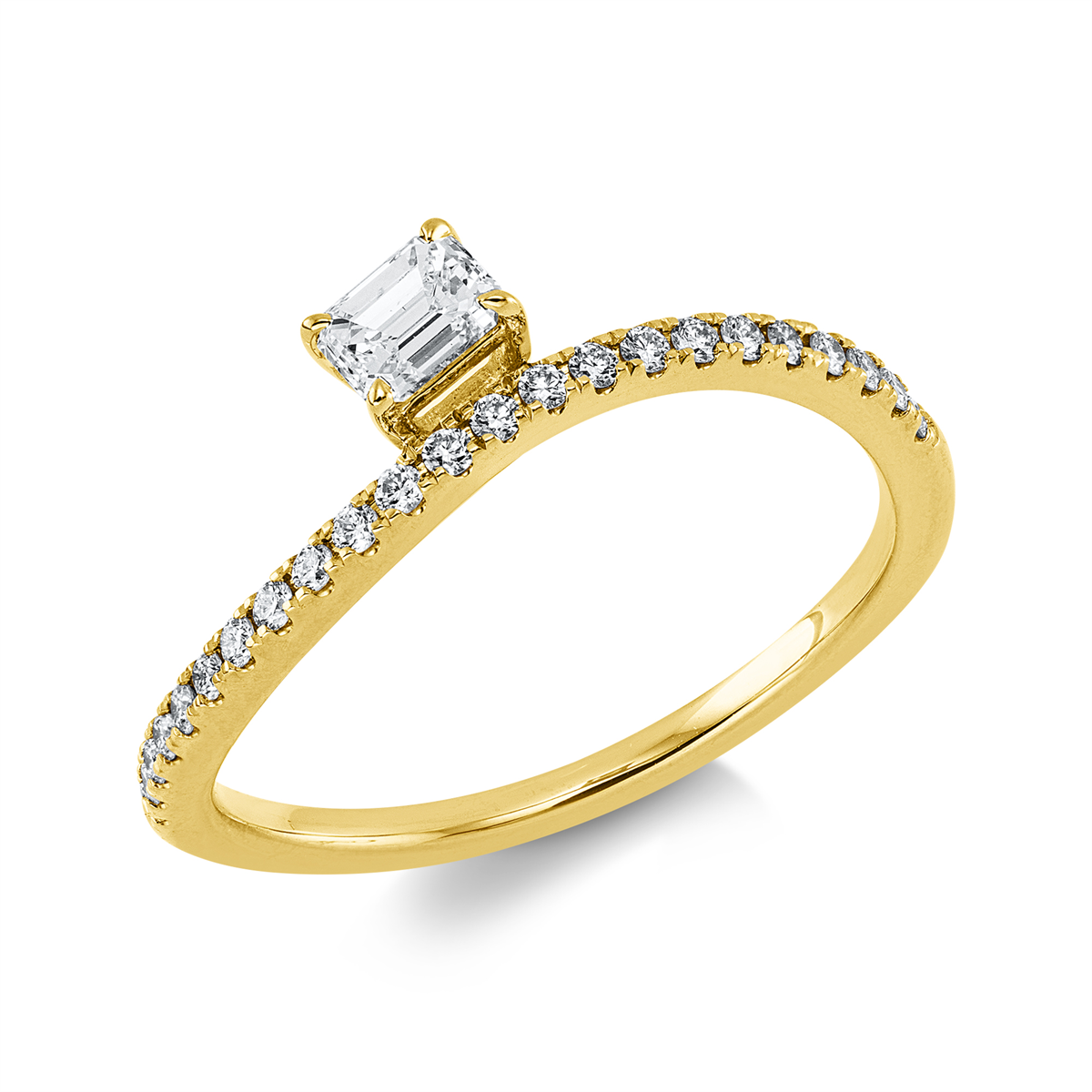 diamond full cut  solitaire with accent stones ring in yellow gold