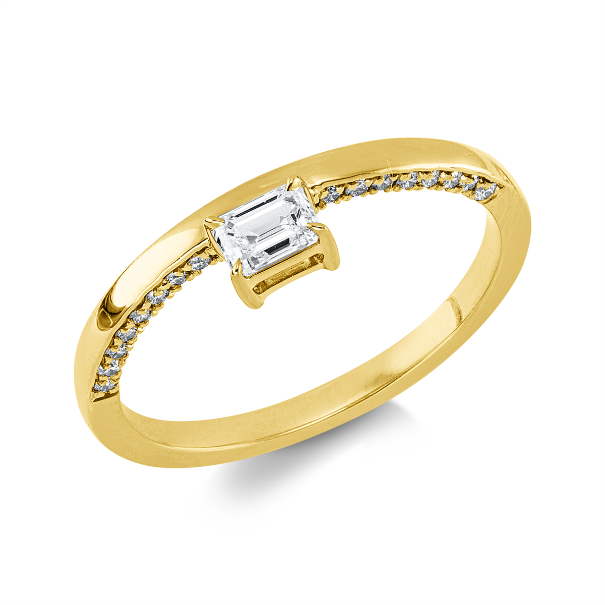 diamond full cut  solitaire with accent stones ring in yellow gold