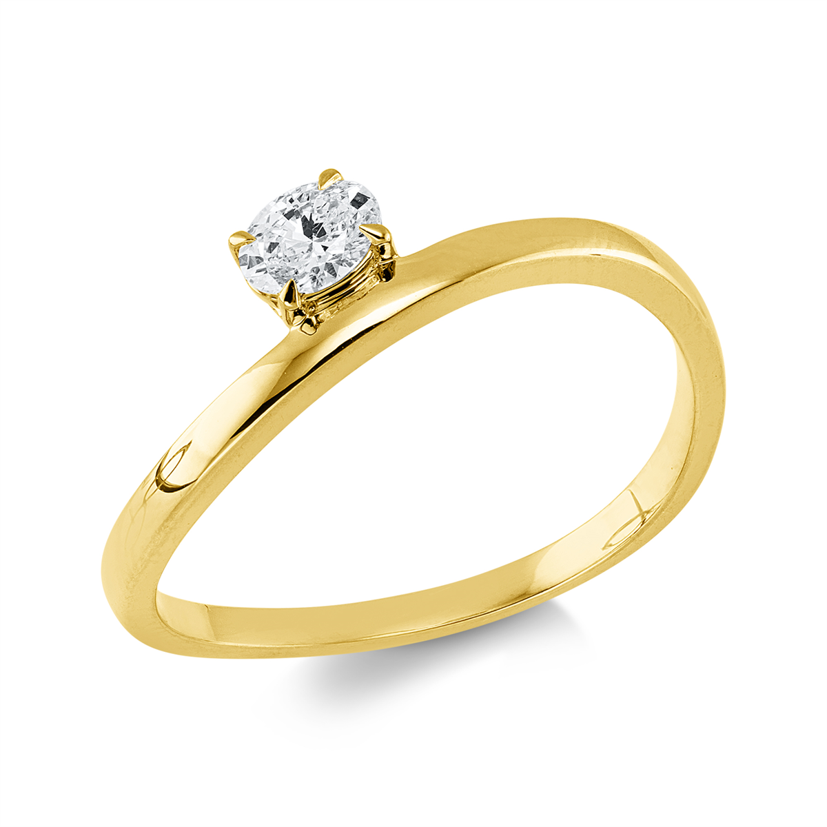 oval  solitaire ring in yellow gold