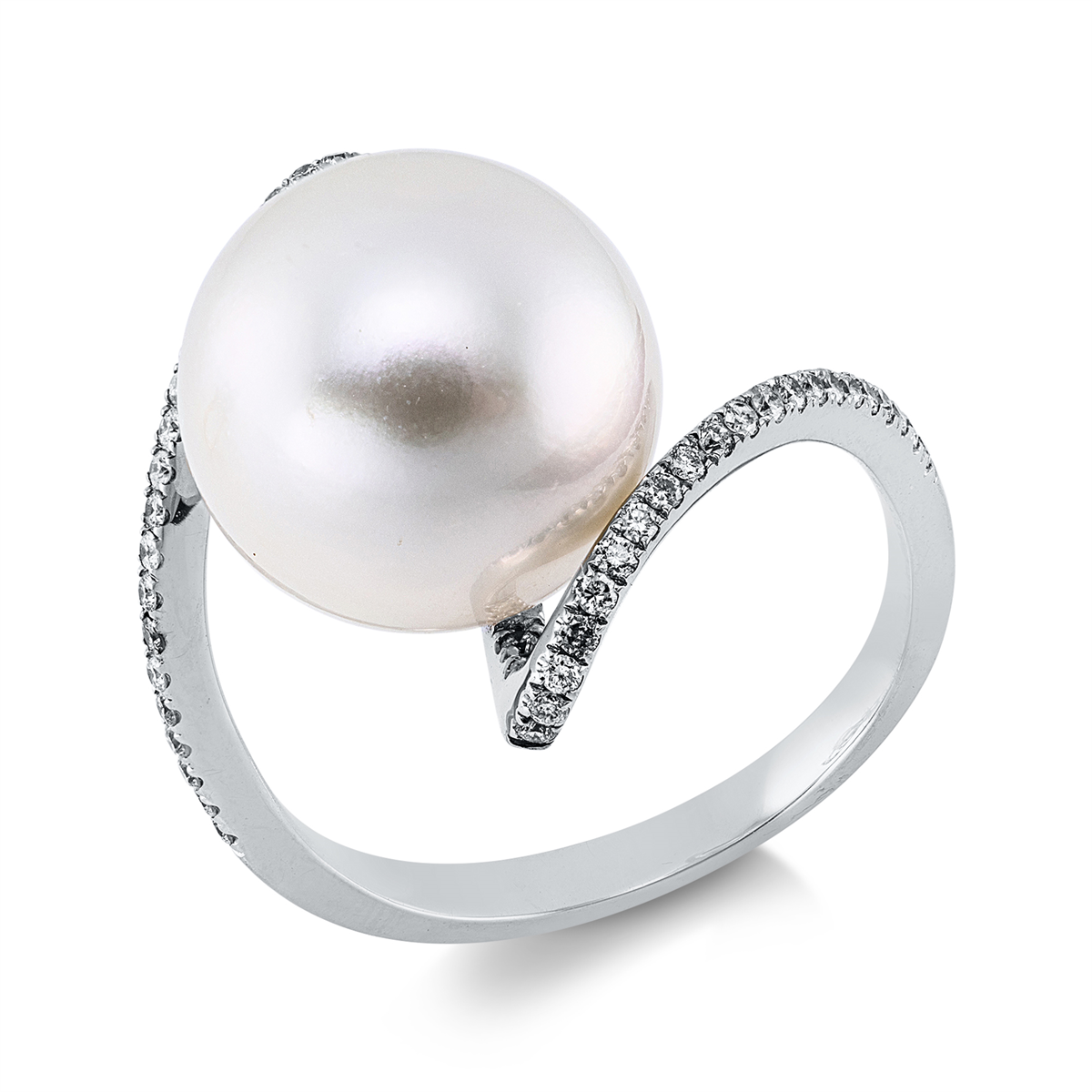 diamond full cut  pearl ring in white gold