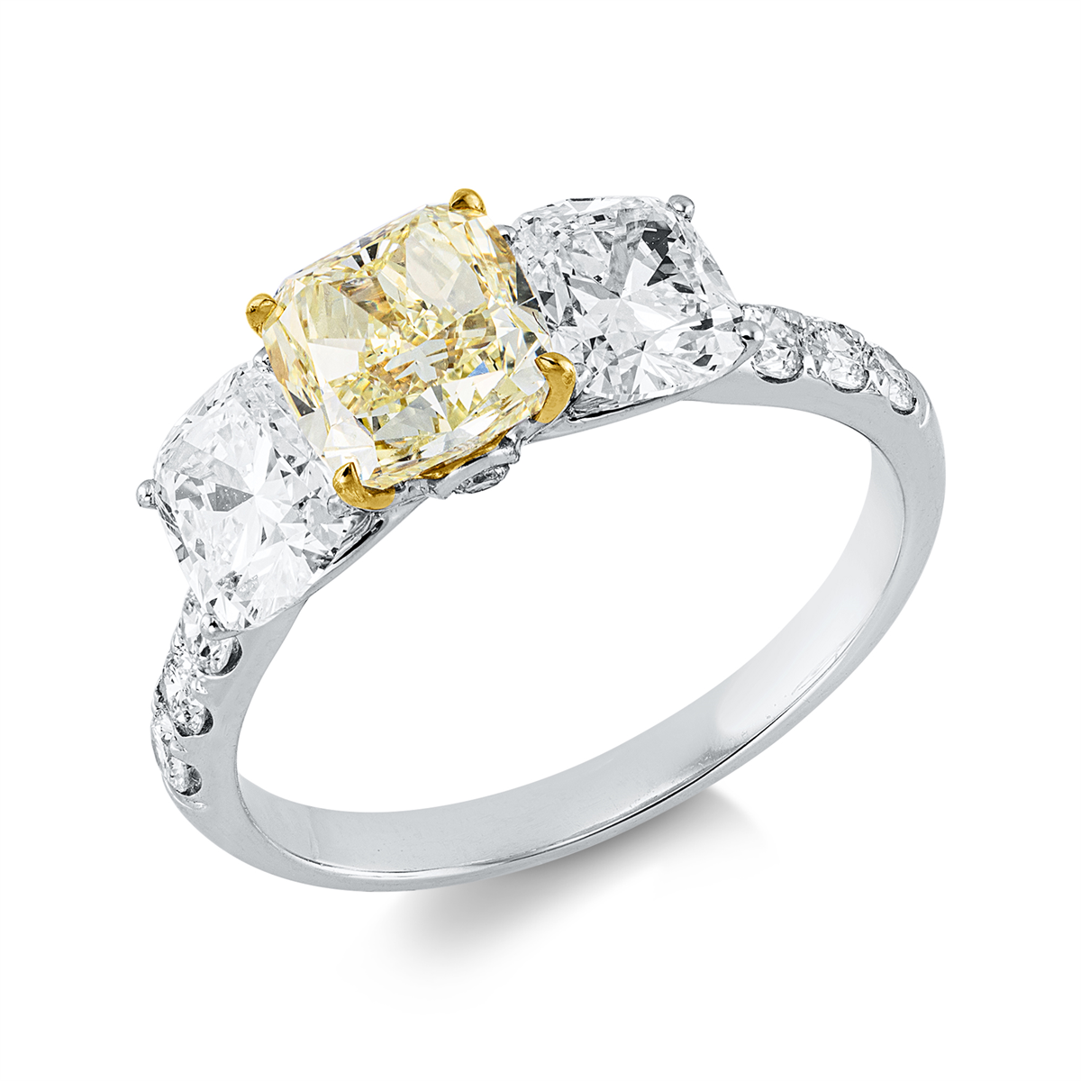 diamond full cut  fancy colored diamond ring in white gold / yellow gold