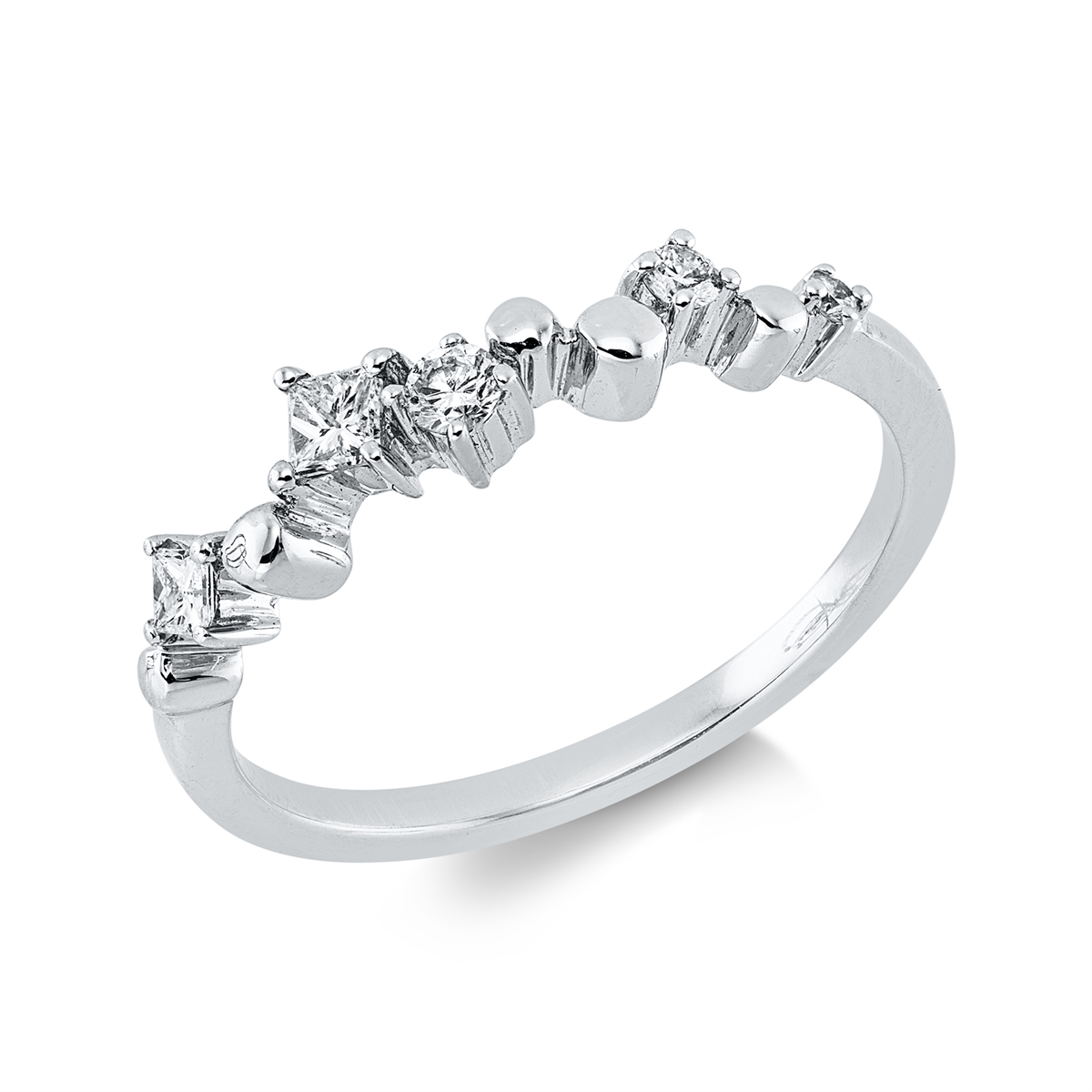 diamond full cut  modern woman ring in white gold