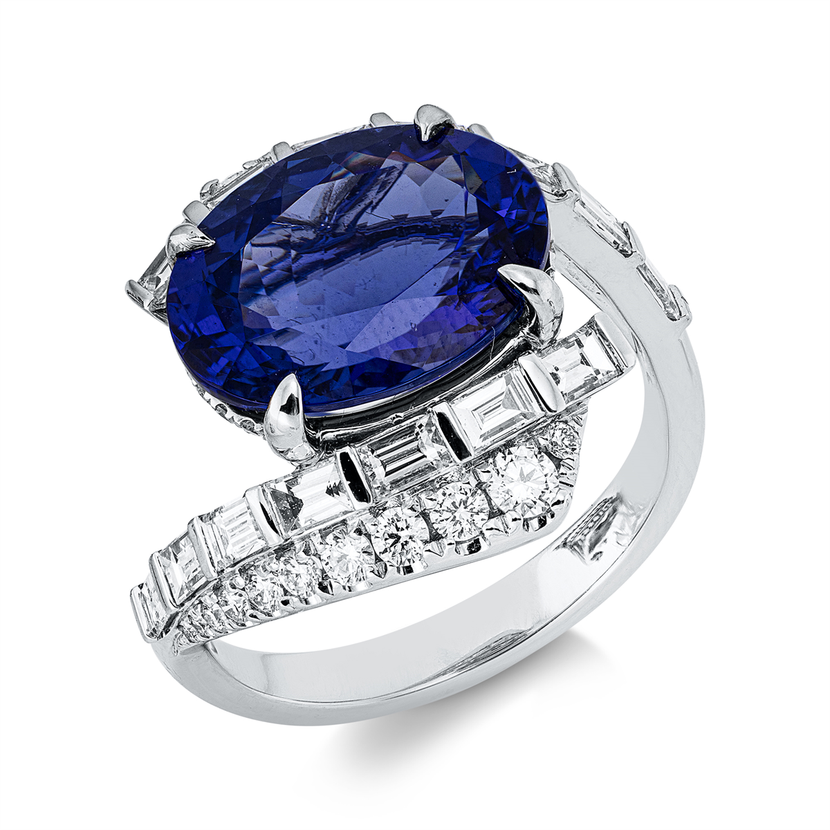 diamond full cut tanzanite colored stone classic ring in white gold