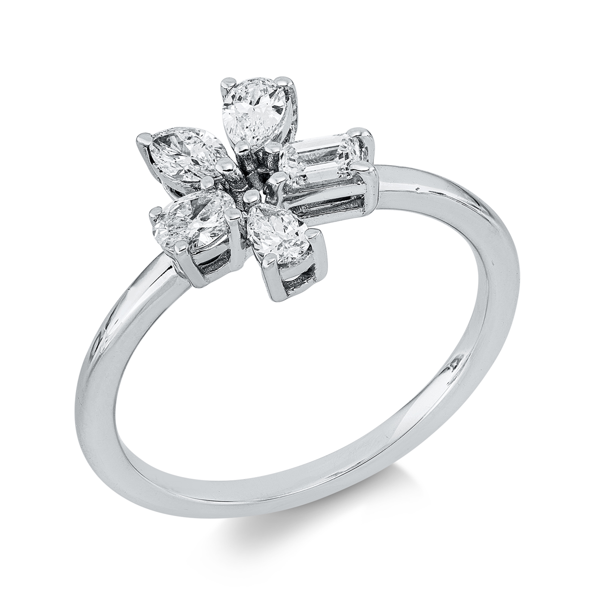 oval  modern woman ring in white gold