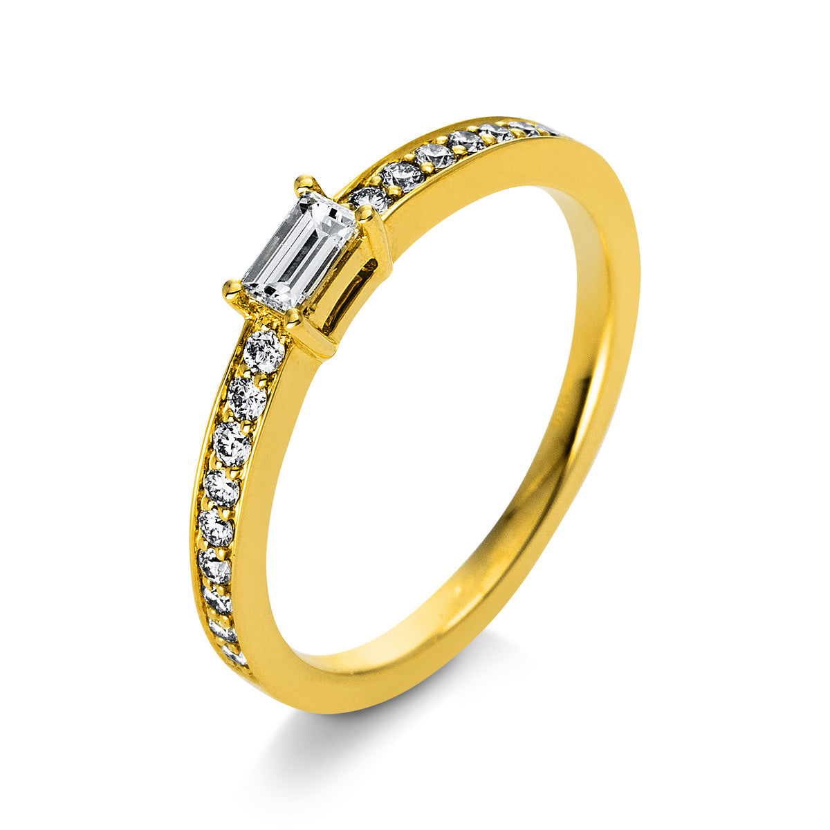 diamond full cut  baguette ring in yellow gold
