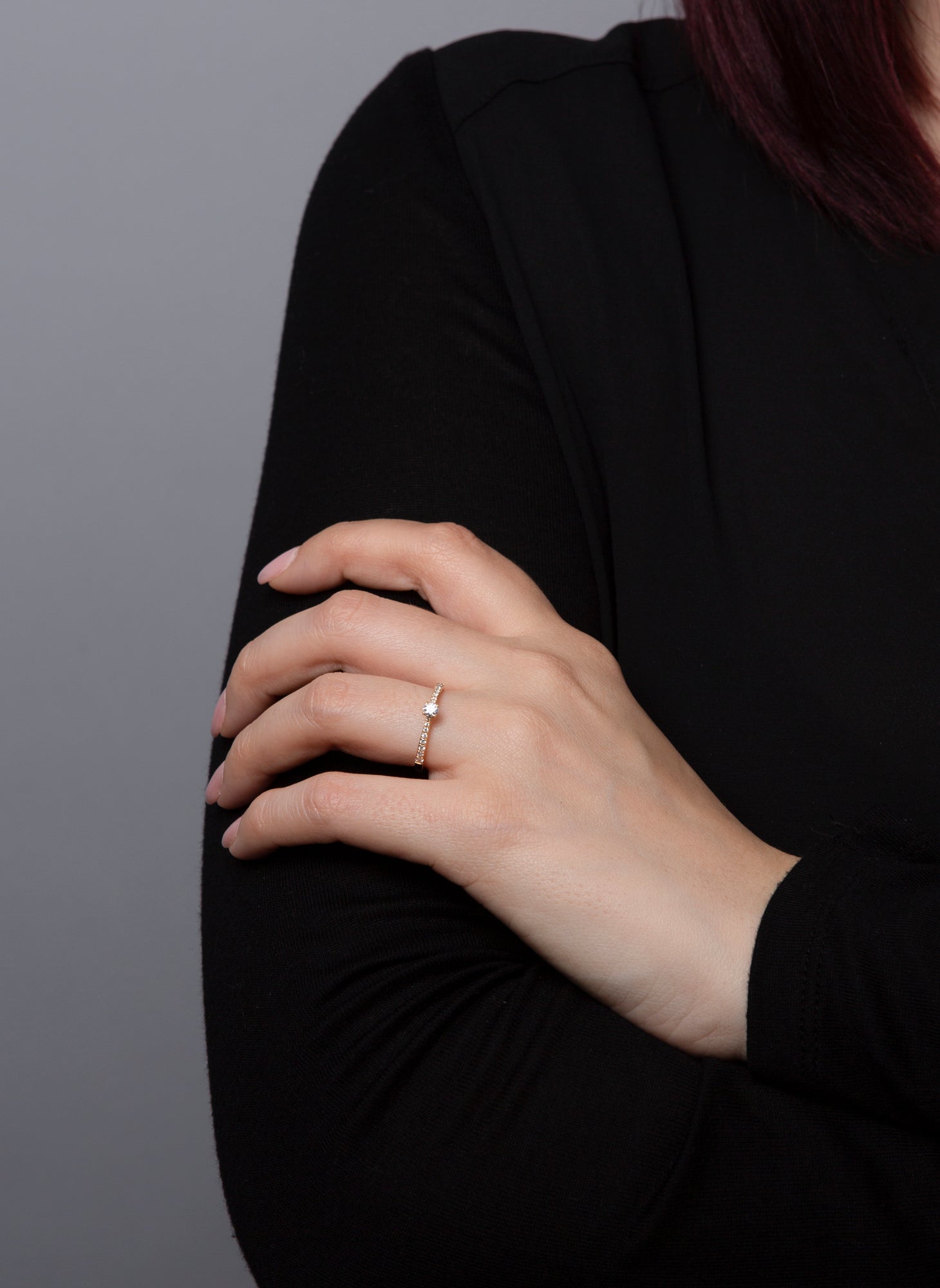 solitaire with accent stones ring - 1A423