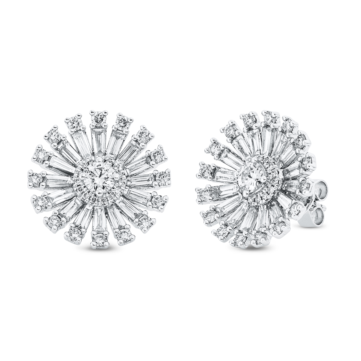 diamond full cut  baguette studs in white gold