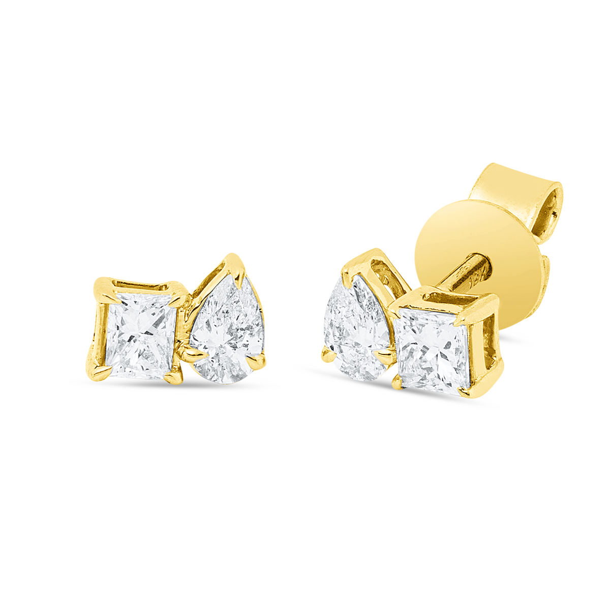 pear shape  solitaire with accent stones studs in yellow gold