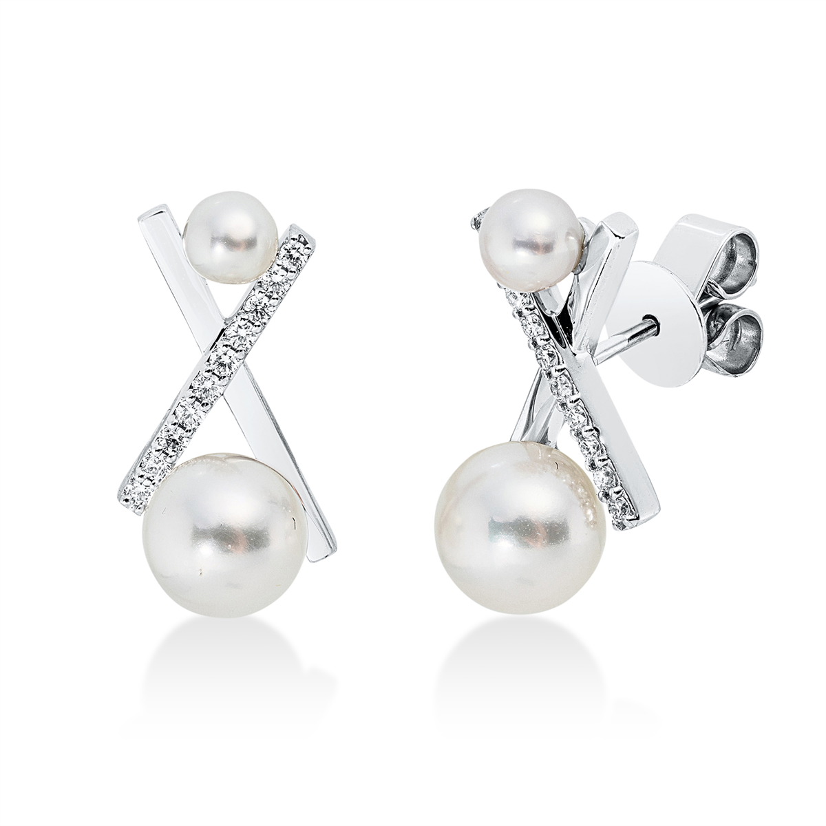 diamond full cut  pearl studs in white gold