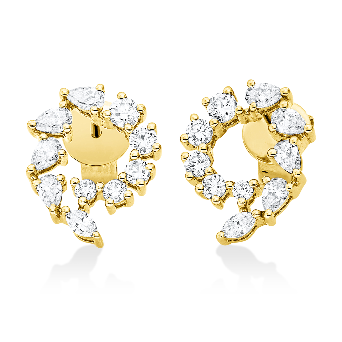 diamond full cut  exclusive studs in yellow gold