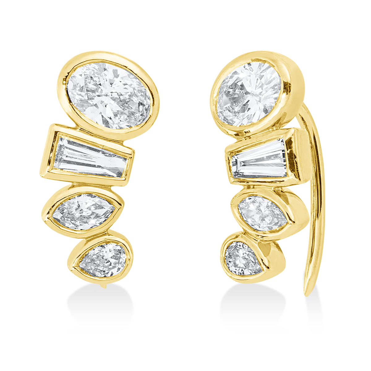 pear shape  modern woman earrings in yellow gold