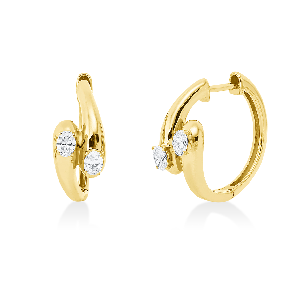 oval  modern woman hoops & huggies in yellow gold