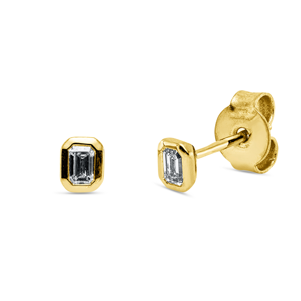 emerald cut  baguette studs in yellow gold