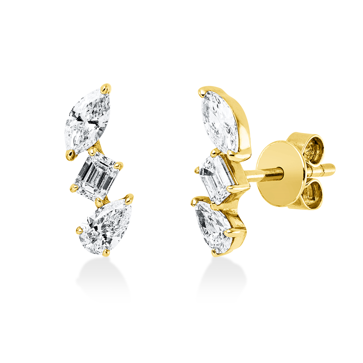emerald cut  baguette studs in yellow gold