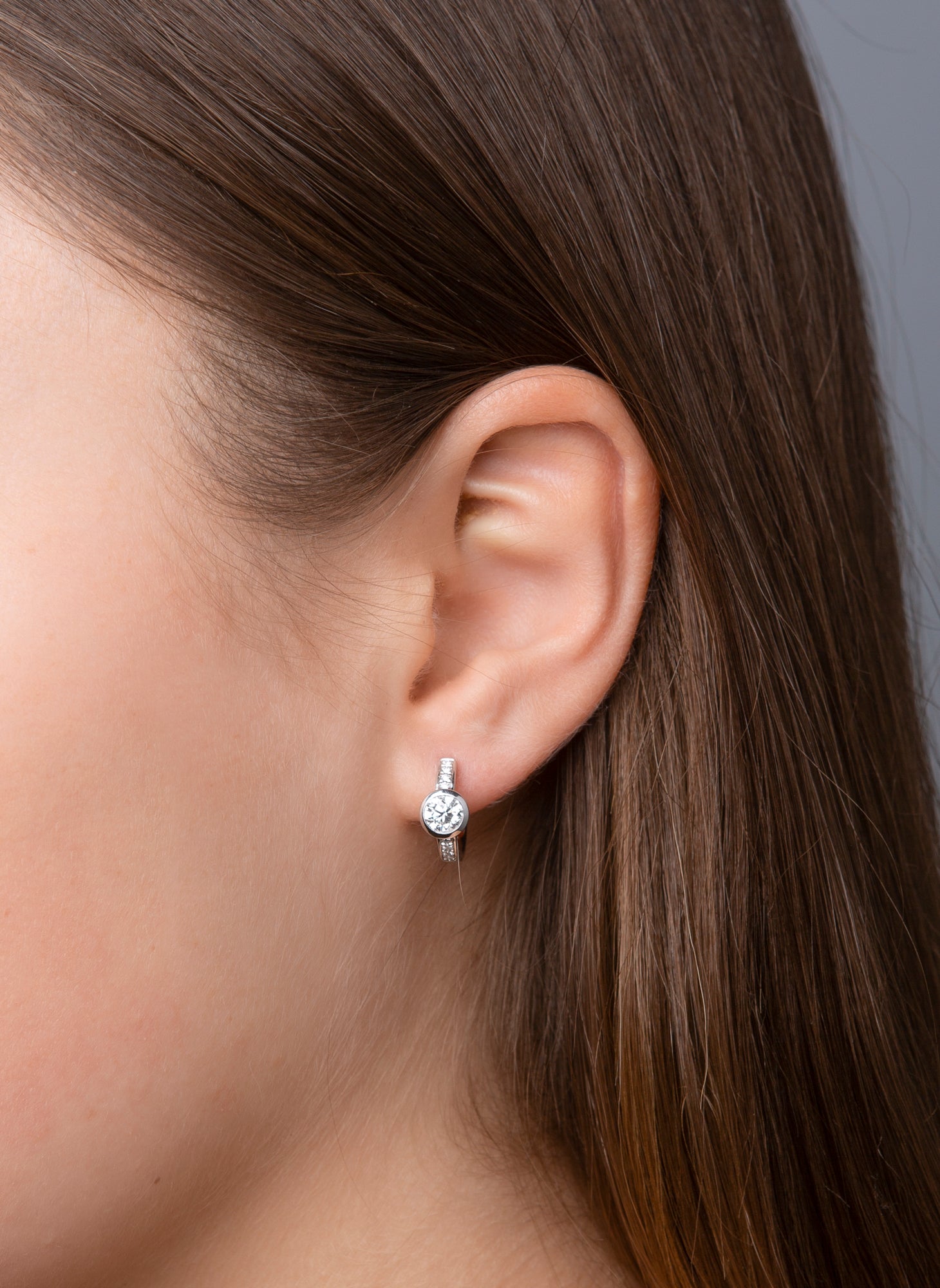 solitaire met accentstenen hoepels en huggies - 2B654