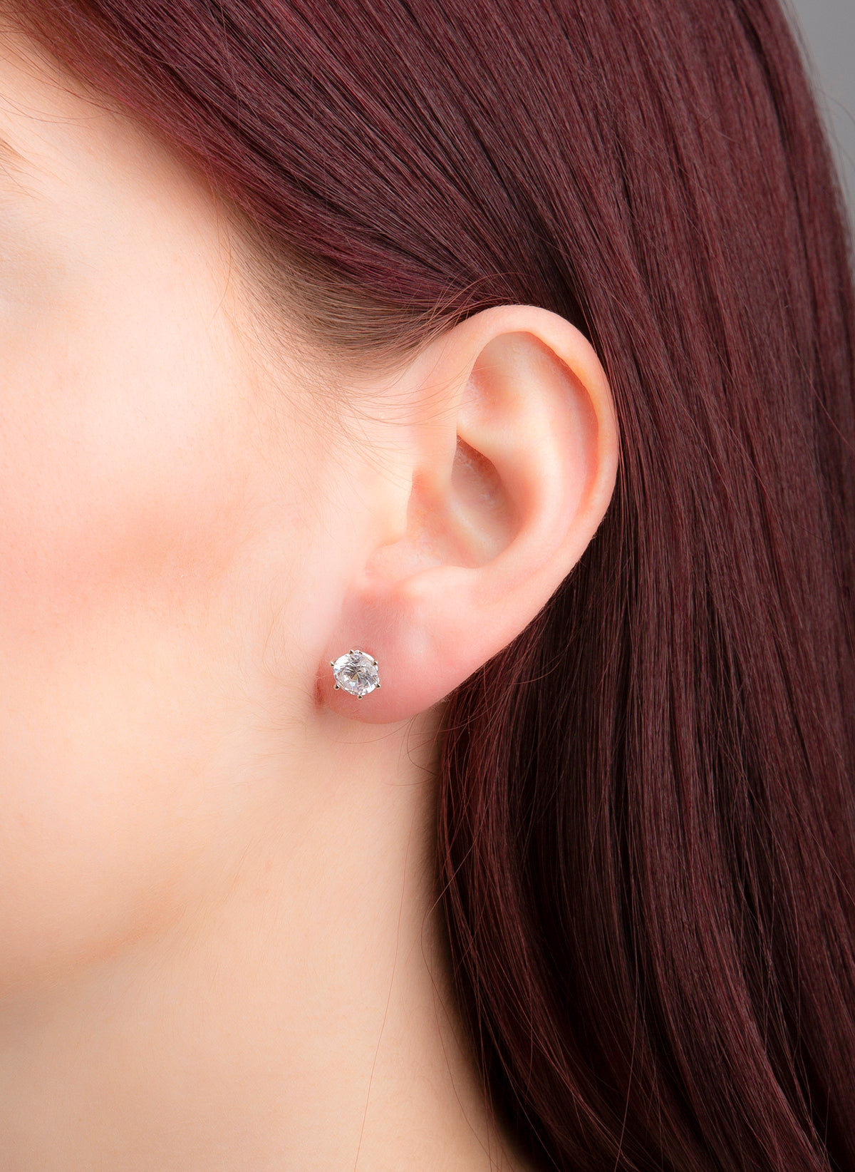 solitaire studs - 2E210