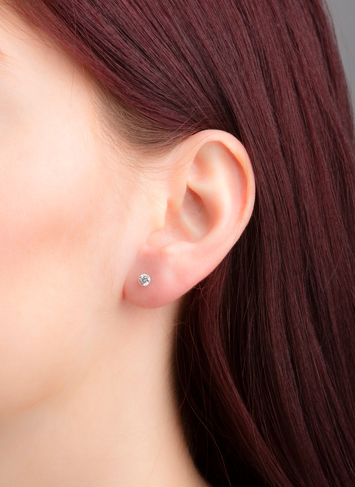 solitaire studs - 2G124