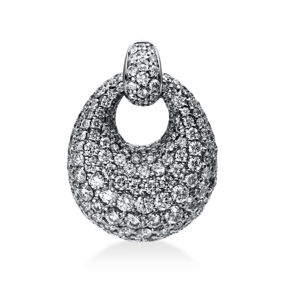 diamond full cut  pavé pendant in white gold