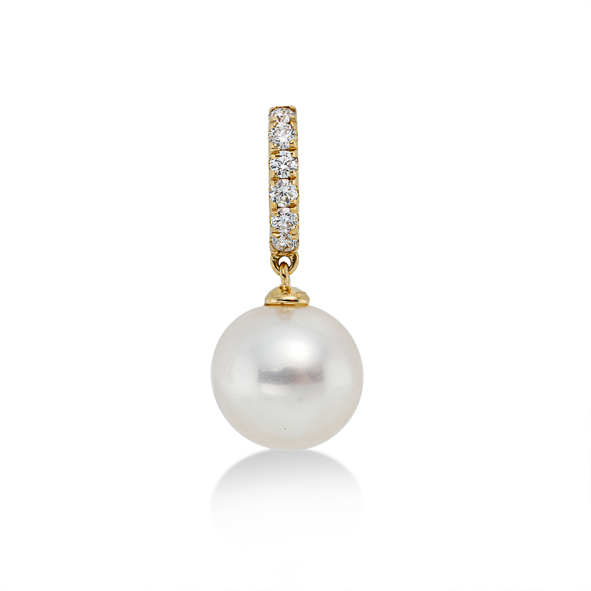 diamond full cut  pearl pendant in yellow gold
