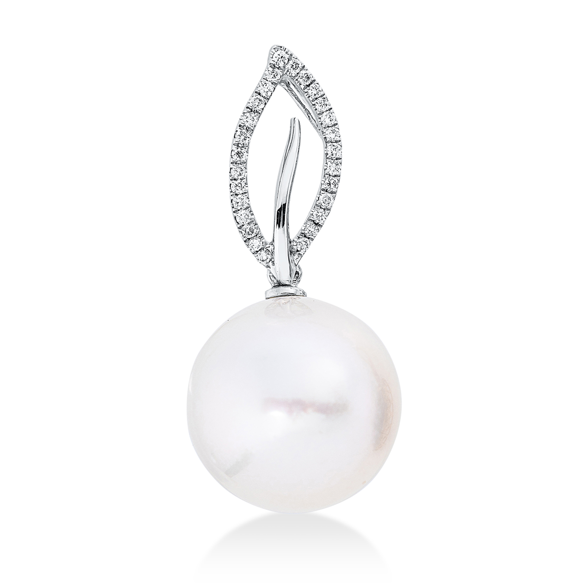 diamond full cut  pearl pendant in white gold