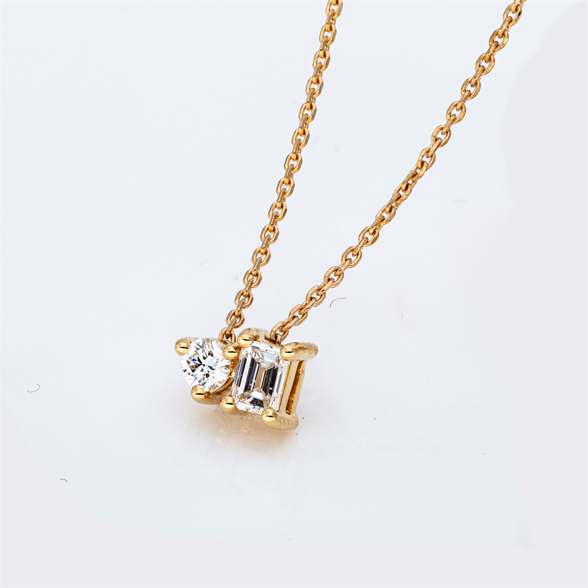 diamond full cut  baguette necklace in yellow gold