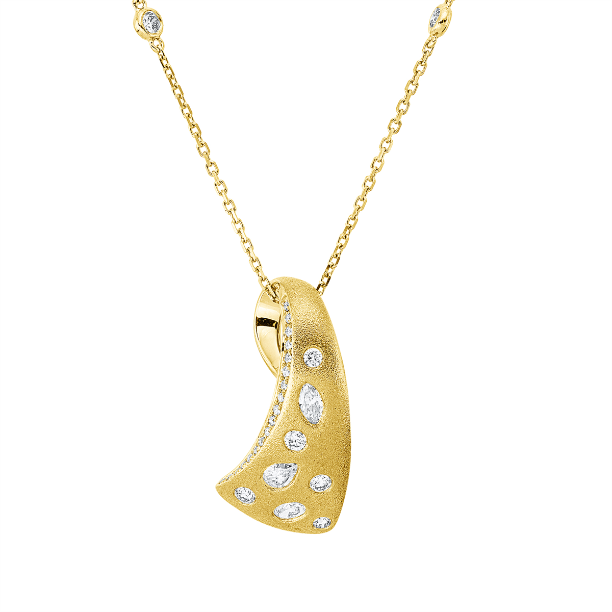 diamond full cut  modern woman necklace in yellow gold