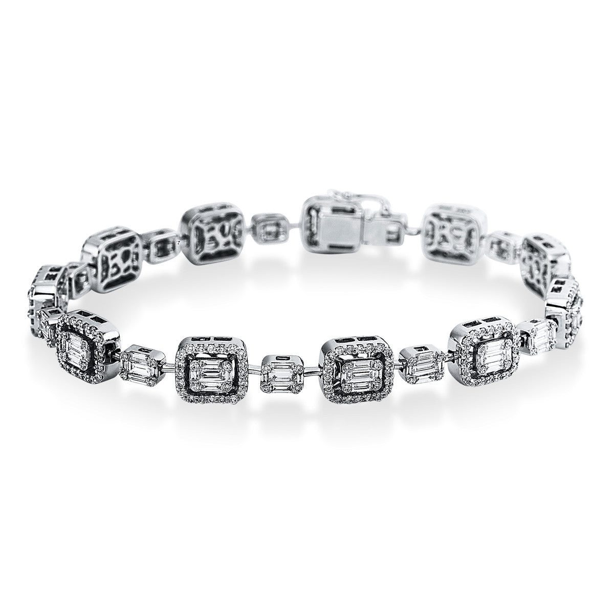 diamond full cut  baguette illusion bracelet in white gold