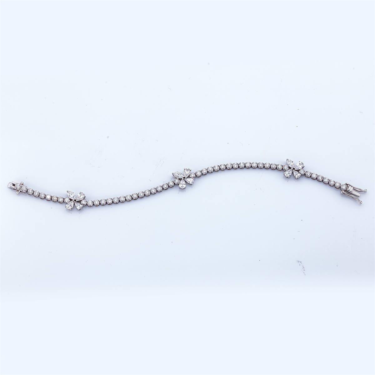 exclusive bracelet - 5G387