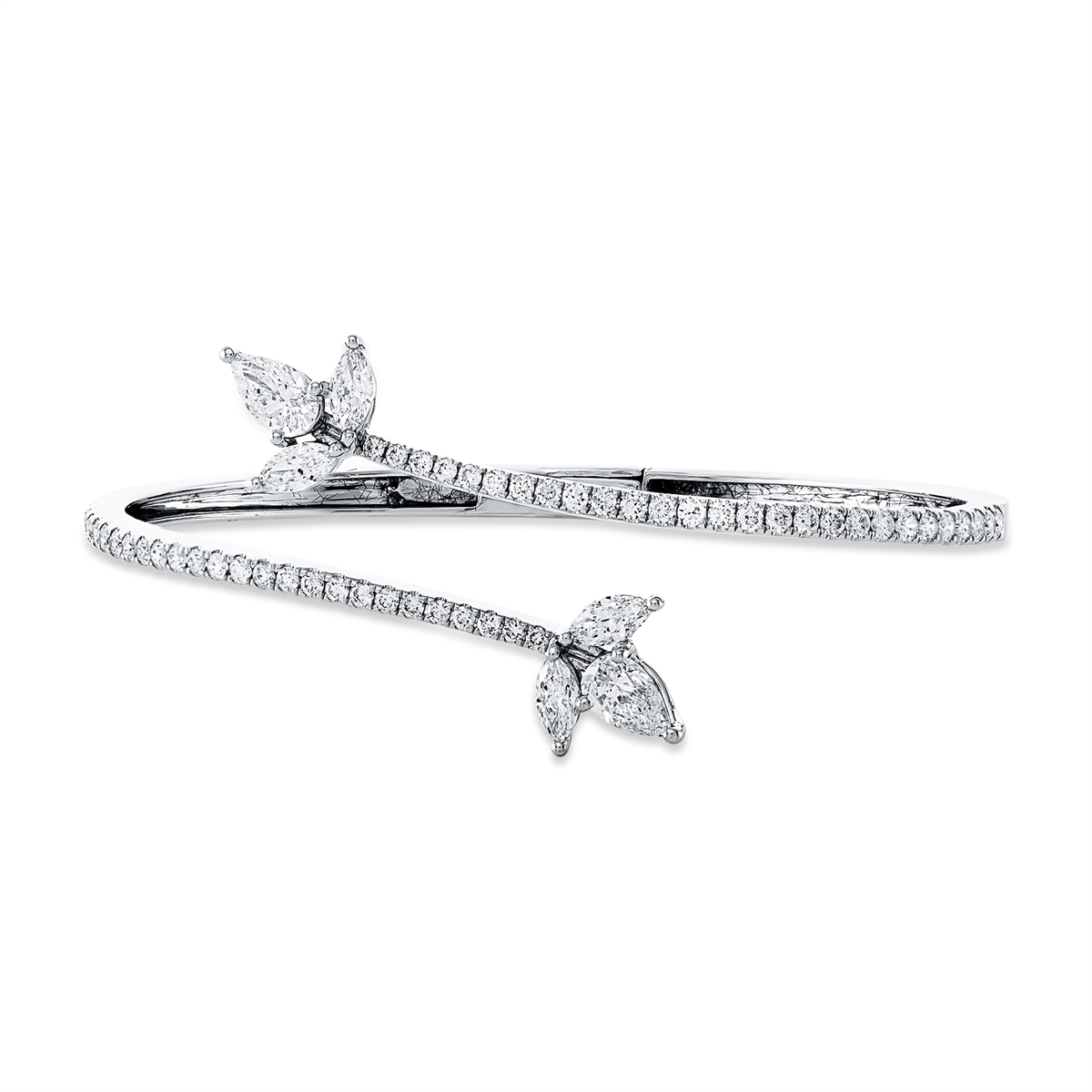 diamond full cut  exclusive bangle in white gold