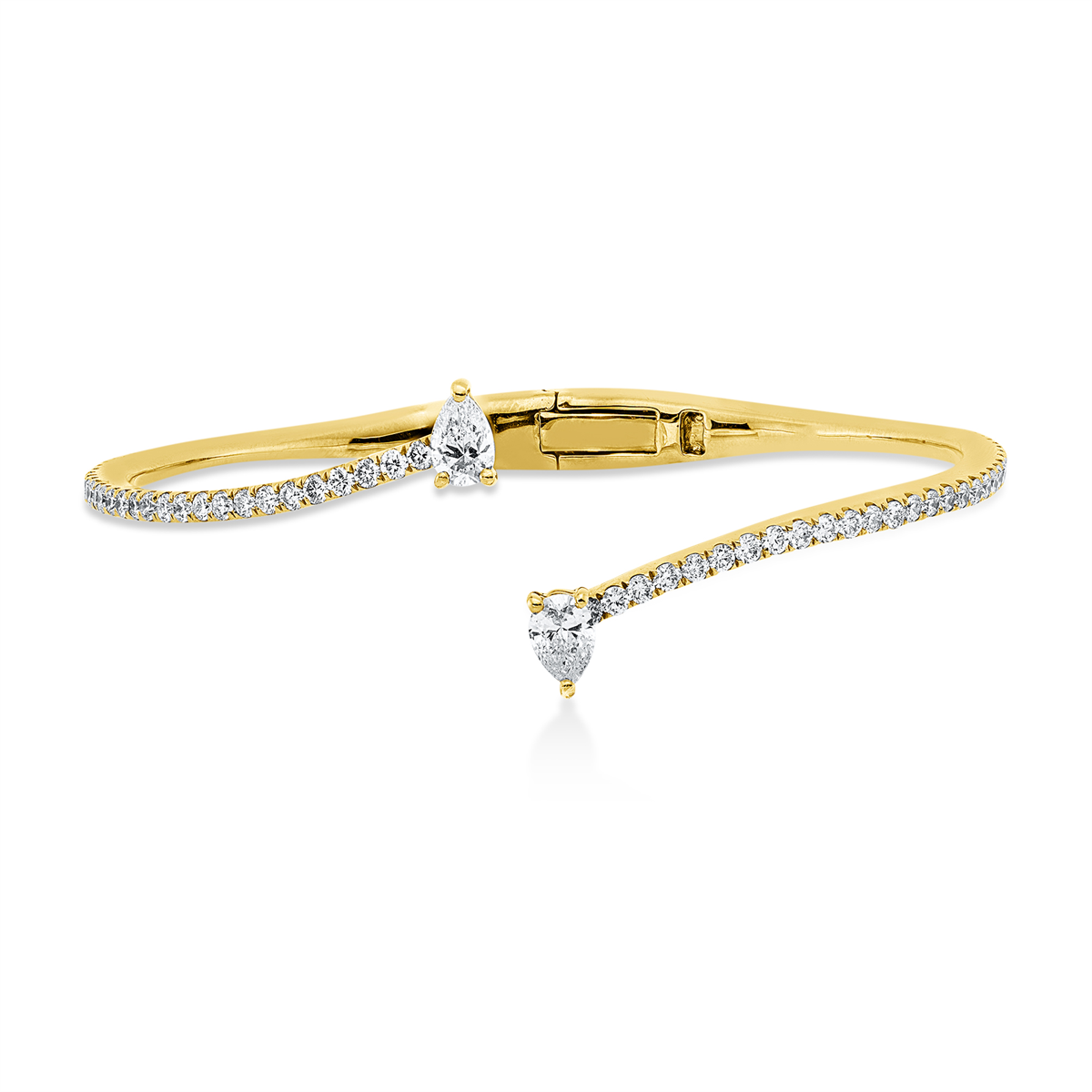 diamond full cut  exclusive bangle in yellow gold