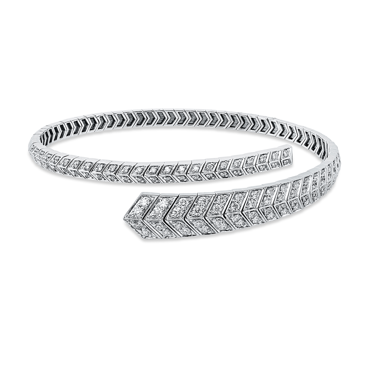 oval  modern woman bangle in white gold
