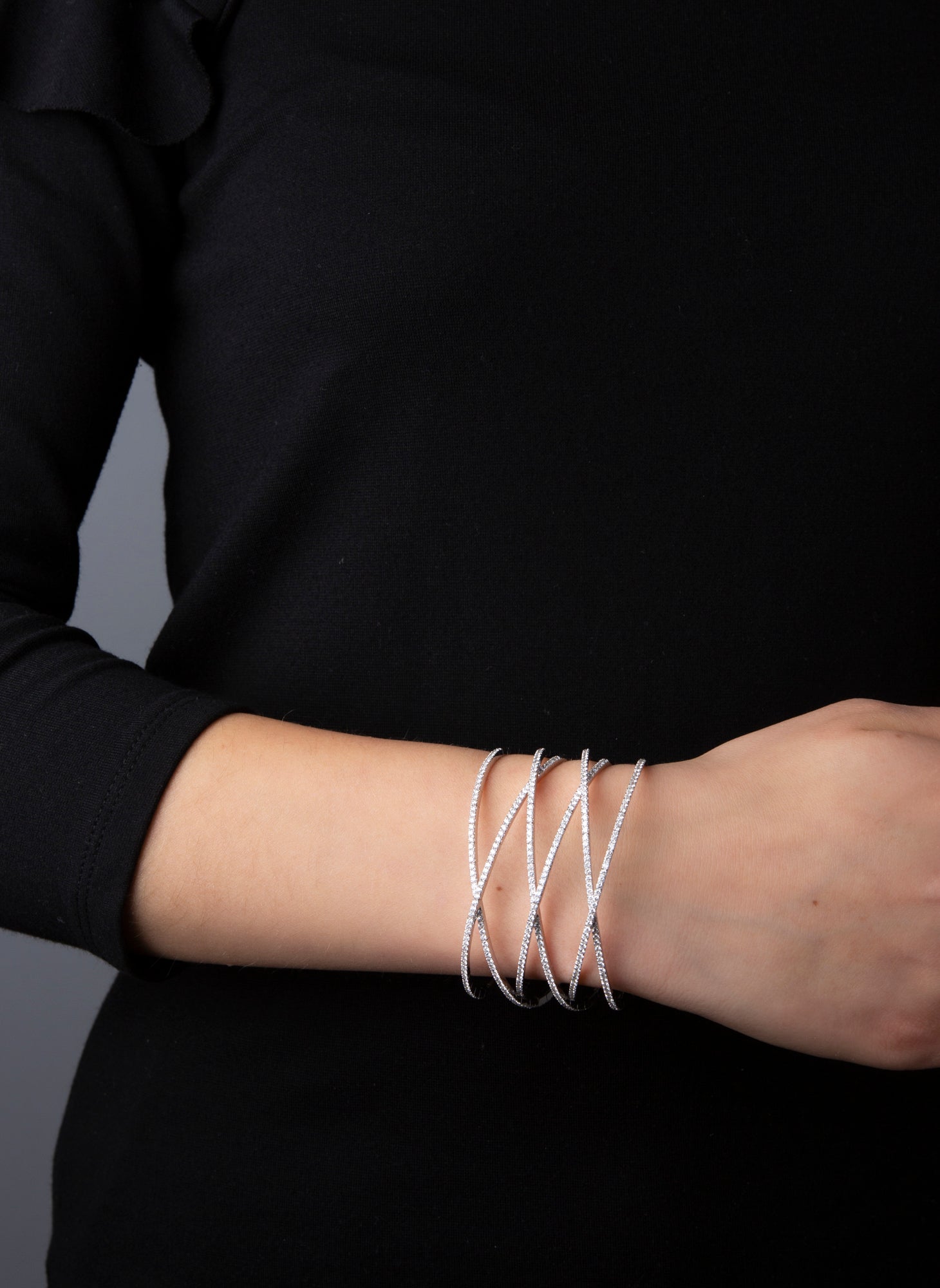 exclusive bangle - 6A553